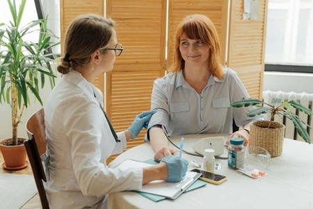 Ghid pentru un pneumolog: cum să alegi echipamentele potrivite pentru deplasări