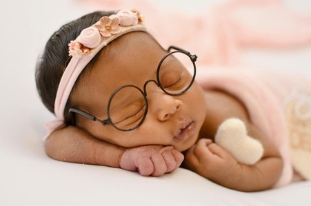 Importanţa programului de somn pentru un nou-născut fericit şi sănătos