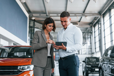 Amanet auto cu comisioane mici: cum să alegi corect