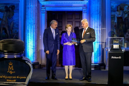 Stiloul care scrie istorie: Pelikan lansează Ediţia Regală limitată în onoarea Majestăţii Sale Margareta, Custodele Coroanei Române