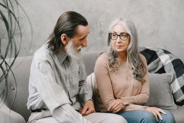 Cum ajuţi o persoană dragă diagnosticată cu Alzheimer