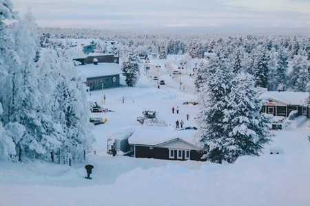 Magia Nordului: De ce să alegi un circuit în Finlanda de Crăciun