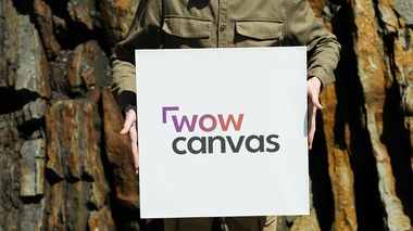WOW Canvas: Cum tabloul personalizat devine elementul central în casa românească modernă