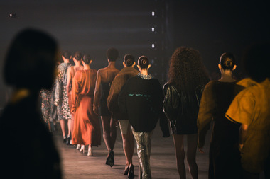 COMUNICAT DE PRESĂ: Mercedes-Benz Bucharest Fashion Week 2025: Bucureşti, în prim-planul modei din Europa de Est

