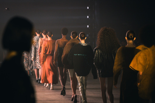 COMUNICAT DE PRESĂ: Mercedes-Benz Bucharest Fashion Week 2025: Bucureşti, în prim-planul modei din Europa de Est

