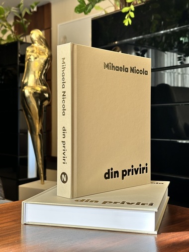 Editura Nemira şi Mihaela Nicola, lanseazǎ volumul “Din priviri” şi conceptul de outfluencer