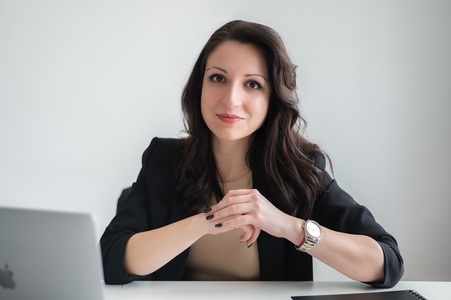 Interviu cu psihologii Clinicii Blue