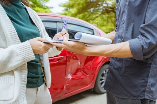 Află cum să obţii despăgubiri maxime în urma unui accident prin noul site Despagubiri-RCA.ro