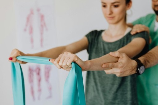 Semnele care arată că ai nevoie de un program de recuperare medicală specializat