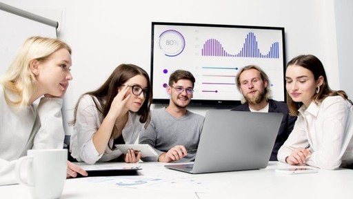 Exemple de pachete de beneficii extrasalariale pentru startup-uri în faza de creştere în 2026: cum să atragi talentele într-o piaţă competitivă?