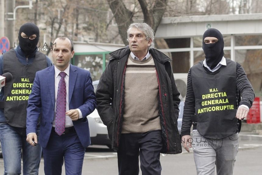 La Parchetul de pe lângă Tribunalul Bucureşti au fost înregistrate 15 plângeri de malpraxis şi luare de mită pe numele chirurgului Gheorghe Burnei - surse judiciare