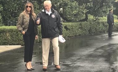 Trump promite o donaţie de un milion de dolari pentru victimele furtunii Harvey, soldată cu cel puţin 39 de morţi