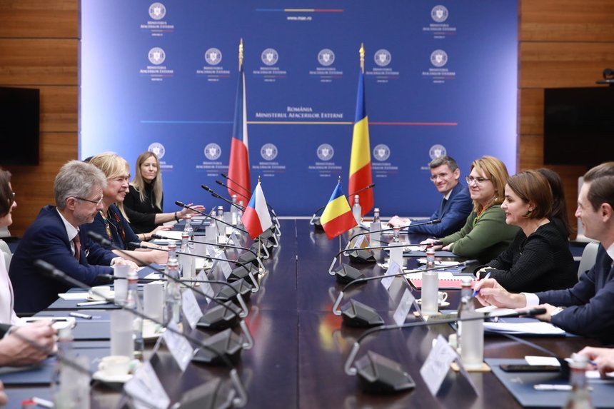 Luminiţa Odobescu, întrevedere cu preşedintele Senatului Cehiei / Discuţii despre aderarea României la Schengen, situaţia de securitate şi extinderea UE