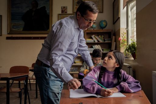 Clienţii eMAG au donat peste 5.900 de ore de educaţie remedială pentru copiii din programul de combatere a abandonului şcolar„Educaţia nu se opreşte niciodată”