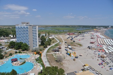 Transilvania Investments oferă spre închiriere şase hoteluri de pe litoral