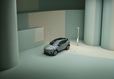 Volvo Car România a lansat un program unic prin care oferă 10.000 de Euro celor care nu vor reuşi să prindă fonduri la Programul Rabla Plus

