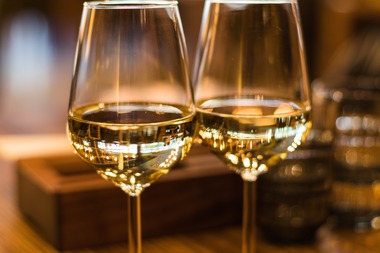 Vinul şi whisky-ul. Curiozităţi despre cele două băuturi