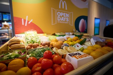 McDonald’s Open Days: o privire exclusivă asupra ingredientelor şi procesului de preparare pentru clienţi