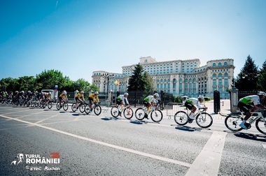 Turul României s-a terminat cu o adevărată sărbătoare ciclistă în centrul Capitalei