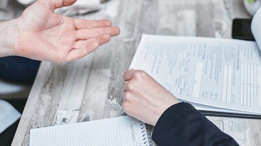 Tot mai multe solicitări se mută online: cum îţi organizezi documentele eficient