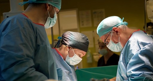 Reţeaua de sănătate Regina Maria: Cum evităm ca dreptul pacienţilor la servicii medicale să fie afectat de „experimente administrative”?