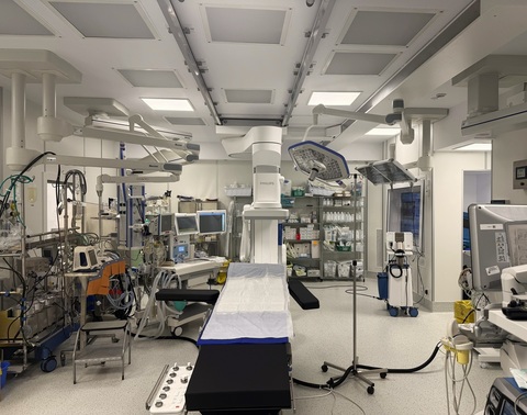 Ponderas Academic Hospital investeşte 1,7 milioane de euro într-o sală hibridă de angiografie şi chirurgie cardiovasculară