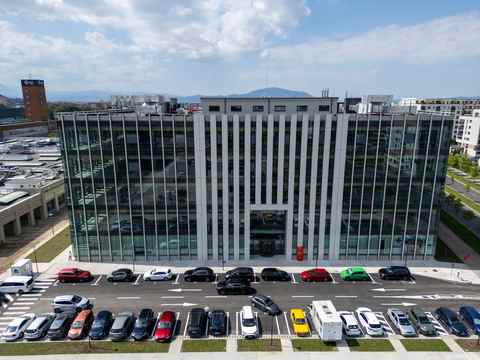 Reţeaua de sănătate REGINA MARIA îşi extinde prezenţa în Braşov şi deschide cea mai modernă clinică din oraş, Hub Medical Coresi