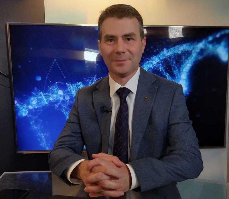 Preşedinte CNAS: Promitem în contractul-cadru că plătim tot, dar în realitate nu este aşa Avem nevoie de un al treilea pachet de servicii medicale, finanţat prin asigurări suplimentare voluntare de sănătate şi susţinut prin facilităţi fiscale