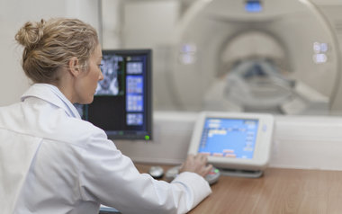 Cancerul la plămâni ar putea fi depistat mai devreme cu ajutorul AI-ului