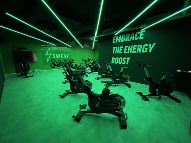SWEAT, reţeaua de fitness din cadrul Grupului MedLife, se extinde cu o nouă locaţie în cartierul Drumul Taberei, Bucureşti