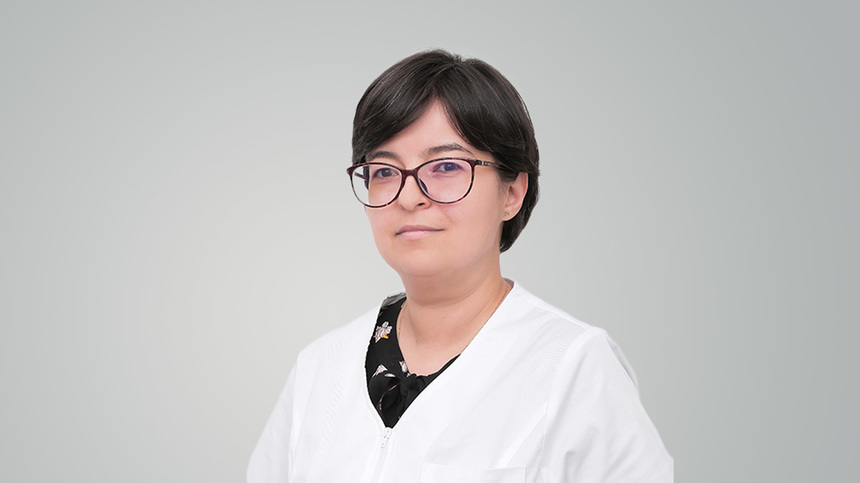 #MediciBuni Dr. Manuela Gânsac, MedLife: „Recomand tuturor ca măcar la doi ani să vină la medic pentru o ecografie abdominală de rutină, chiar dacă se simt foarte bine”