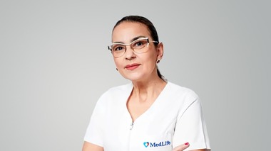 Dr. Roxana Mustaţă, MedLife: „Azi, toţi pacienţii care au această indicaţie pot face gratuit testele genetice pentru a identifica cea mai eficientă terapie împotriva cancerului”