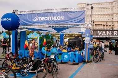 Mişcare, relaxare şi voie bună la cea de-a patra ediţie a L'Etape by Tour de France România. MedLife şi Decathlon au demonstrat încă o dată că sănătatea… e plăcere