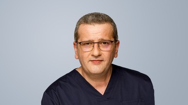 Dr. Dan Negoescu, MedLife: „Pacientul după operaţie revenit la viaţă activă -motorul principal al activităţii mele!”