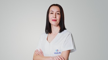 Dr. Codruţa Chelmuş, MedLife: „Pielea are memorie – fiecare arsură solară, mai ales în copilărie sau adolescenţă, creşte riscul de cancer de piele mai târziu în viaţă”  