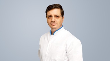 Dr. Claudiu Daniel Chitea, MedLife: „Artroza nu înseamnă sfârşitul mişcării, ci începutul unei schimbări”