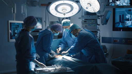 Cancer ginecologic operat cu succes la MedLife Sibiu printr-o metodă modernă care nu implică incizii abdominale