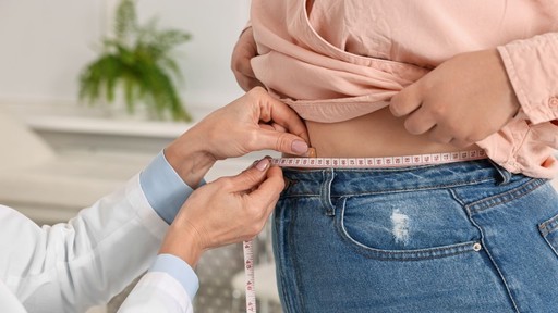 Obezitatea la tineri deschide drumul către diabet, infarct şi AVC: „Trebuie văzută ca o boală tratabilă, nu ca un eşec personal”