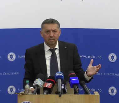 Daniel David: Am ţinut traiectoria corectă când presiunea era mare şi am ales responsabilitatea în locul abandonului / Cinstit este ca bugetul pe anul 2026 să fie făcut de ministrul care îl va administra