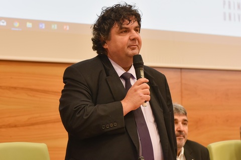 Rectorul Universităţii Politehnica Timişoara: Pe partea de inteligenţă artificială am rămas în urma Bulgariei, care s-a mişcat mai bine. Nu vorbim de investiţii, ci de întârzierea folosirii unor fonduri