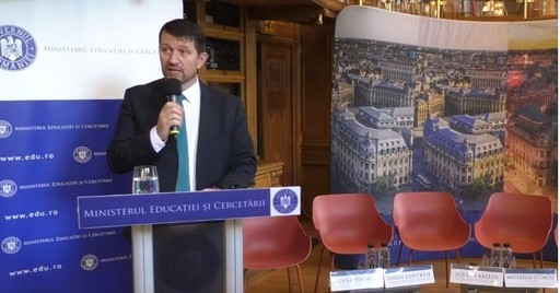 Zoltan Kallos (secretar de stat în Ministerul Educaţiei): Prea mulţi copii nu ating nivelurile de bază de competenţă, iar mediul socio-economic în care se naşte un copil influenţează mai mult decât în orice stat din Europa rezultatele sale