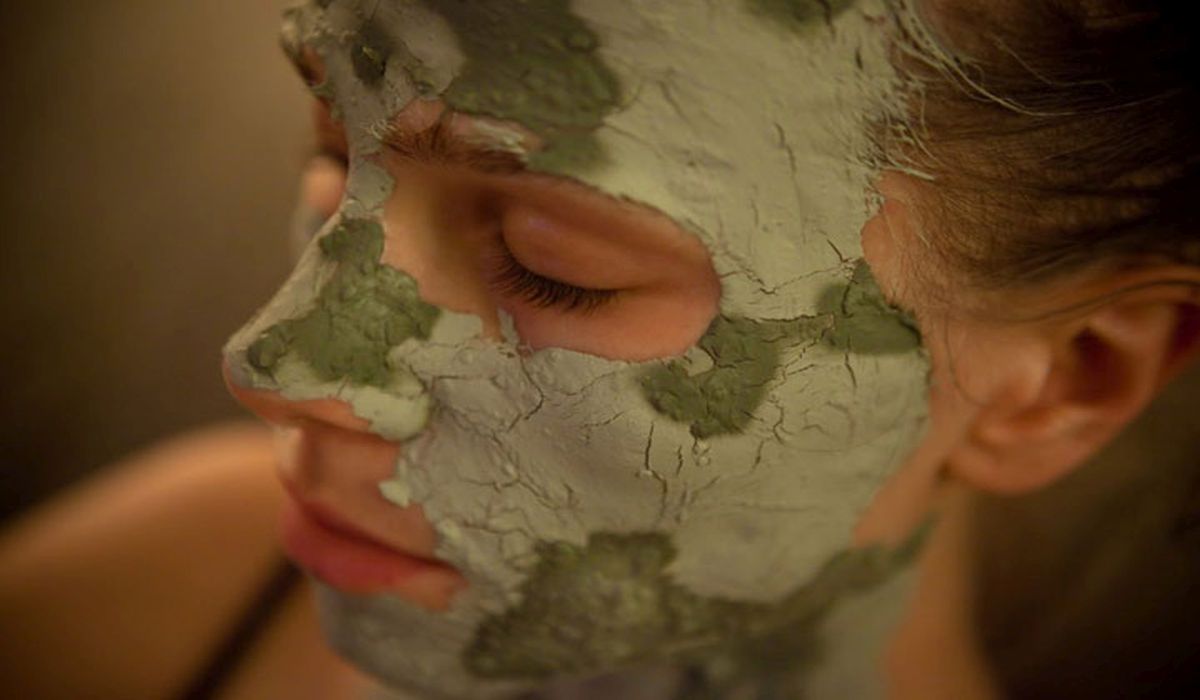 masca pentru fata cu argila verde