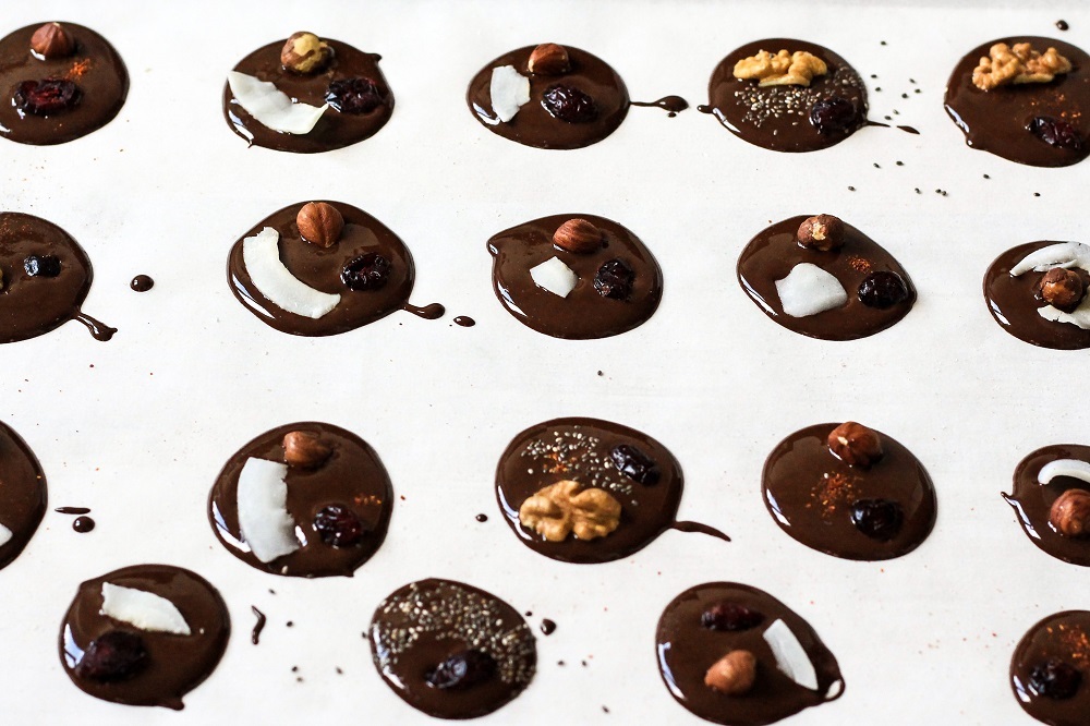 Ajută ciocolata neagră la slăbit?