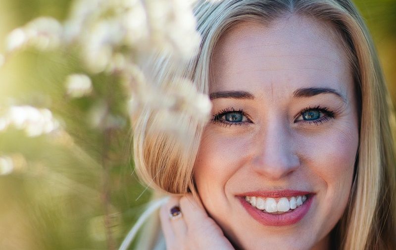 Cele mai bune vitamine şi măşti cosmetice pentru stimularea creşterii părului