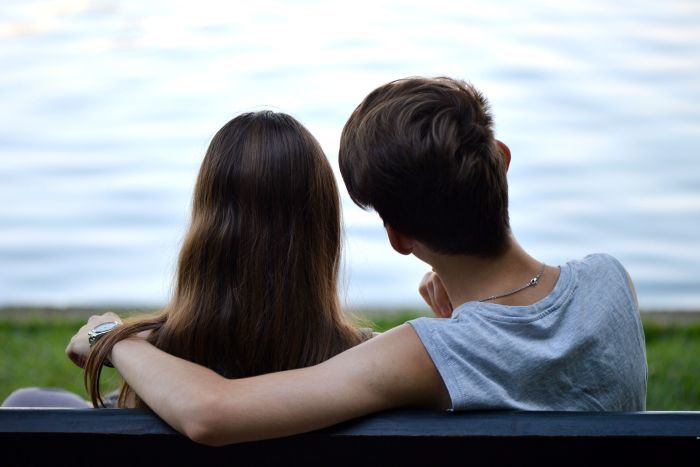 Prima decepţie în dragoste a adolescentului – cum îl ajuţi ca părinte?