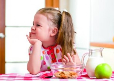 De ce nu este bine să învăţăm bebeluşul cu mâncăruri sărate