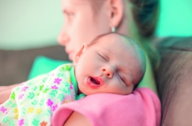 Depresie după naştere? Există soluţii!