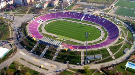 Scandal imens la Timişoara | Echipa lui Ionel Ganea a fost dată afară de pe stadionul "Dan Păltinişanu"