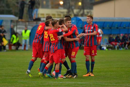 VIDEO | CSA Steaua se apropie de Liga a treia. Victorie cu 9-0 cu echipa Vis de Bucureşti, în a doua etapă din 2019