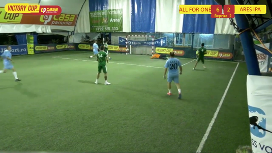 VIDEO | Spectacol total la Victory Cup. Hristu Chiacu şi Romeo Stancu s-au distrat pe terenul de minifotbal
